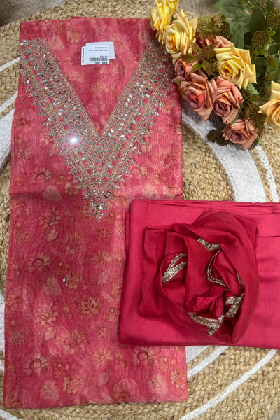 Suit 699 - Wonder Bazaar