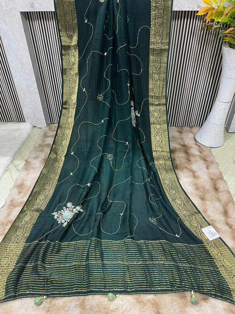 Regal Dark Green Silk Blend Saree with Intricate Zari Weave & Embroidery