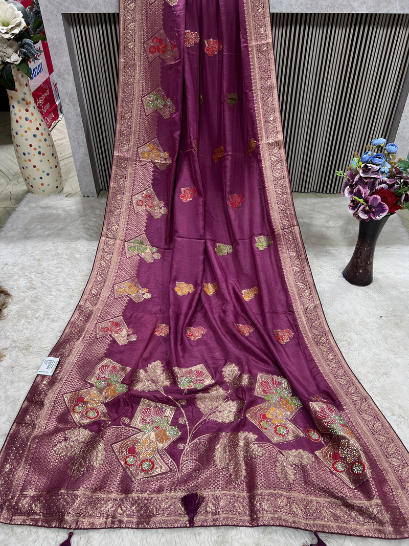 Elegant Onion Pink Art Silk Saree with Rich Zari Weaving & Motifs