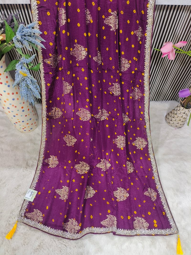Traditional Green Bandhej Saree with Zari Border & Prints