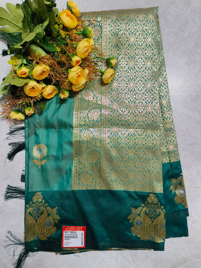 Majestic Emerald Green Banarasi Style Saree with Rich Golden Peacock Pallu