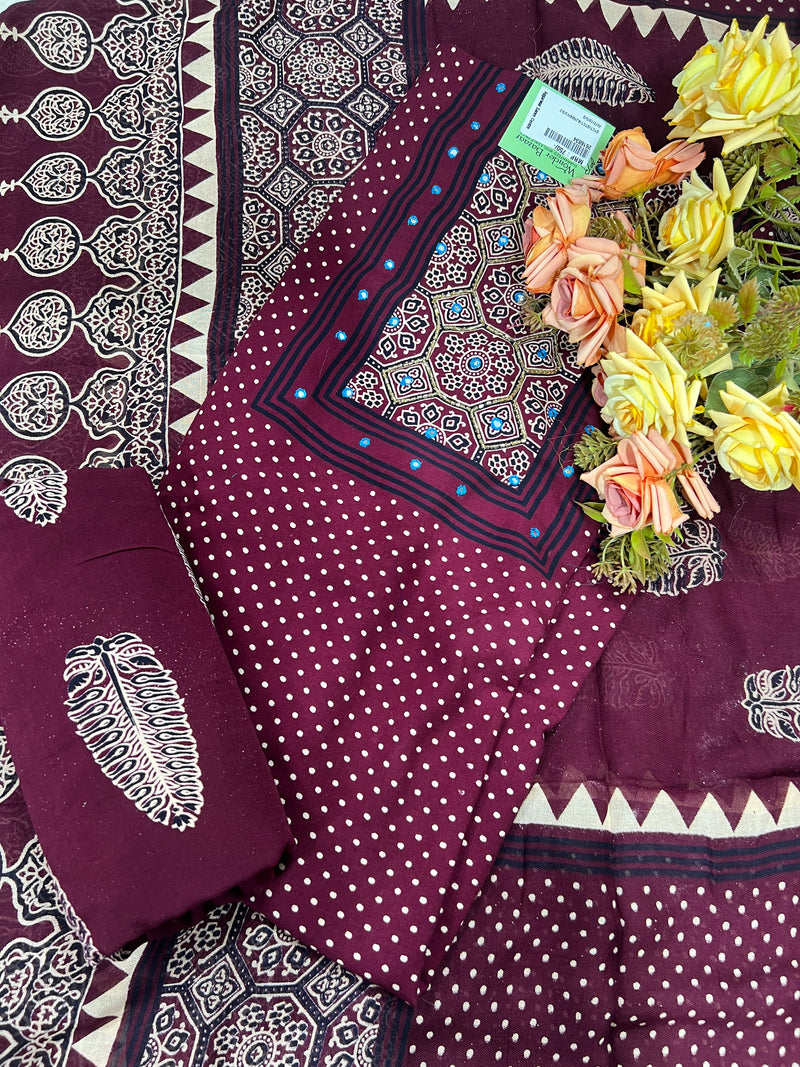 Elegant Maroon Cotton Unstitched Suit with Traditional Bandhani Print
