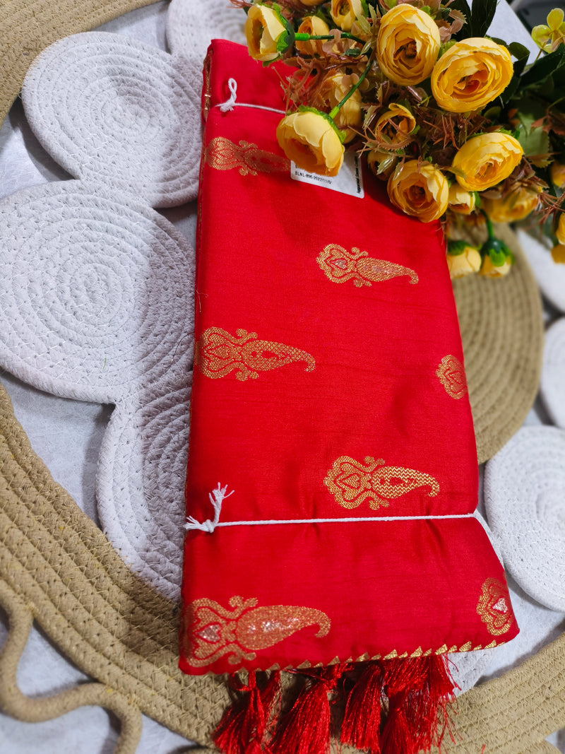 Vibrant Crimson Red Paisley Print Ethnic Saree